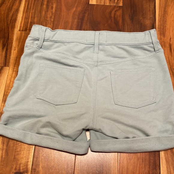 Girl’s Size Large (10-12) Bundle of 2: Sage Green Bermudas & Pale Blue Jersey - Picture 9 of 9